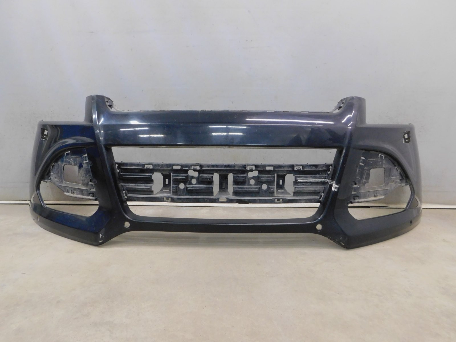 Бампер передний Ford Kuga 2012>