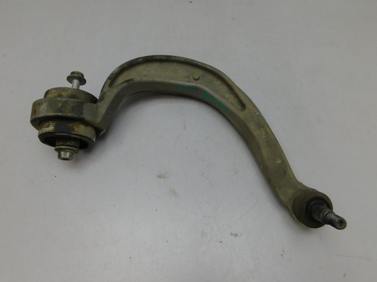 Рычаг передний левый Audi Q5 2008-2017