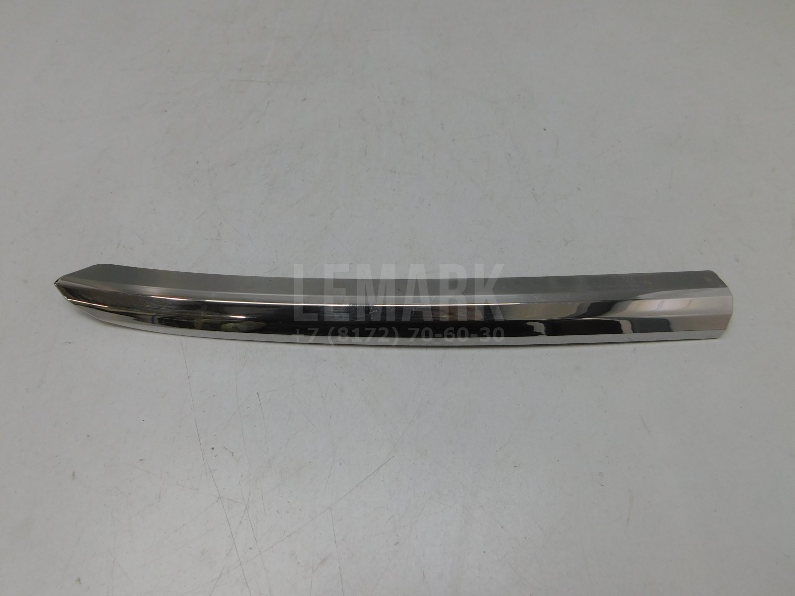 Молдинг переднего бампера VAZ X-RAY 2015> 620809820R