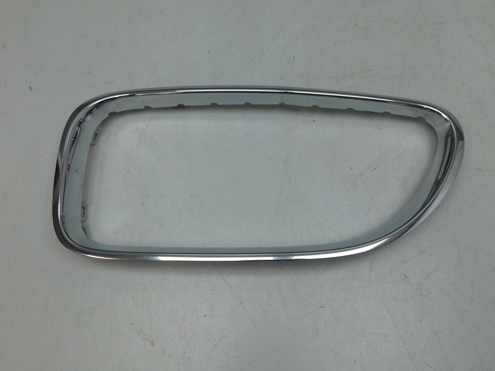 Накладка на решетку радиатора BMW 6-серия F12/F13 2009>