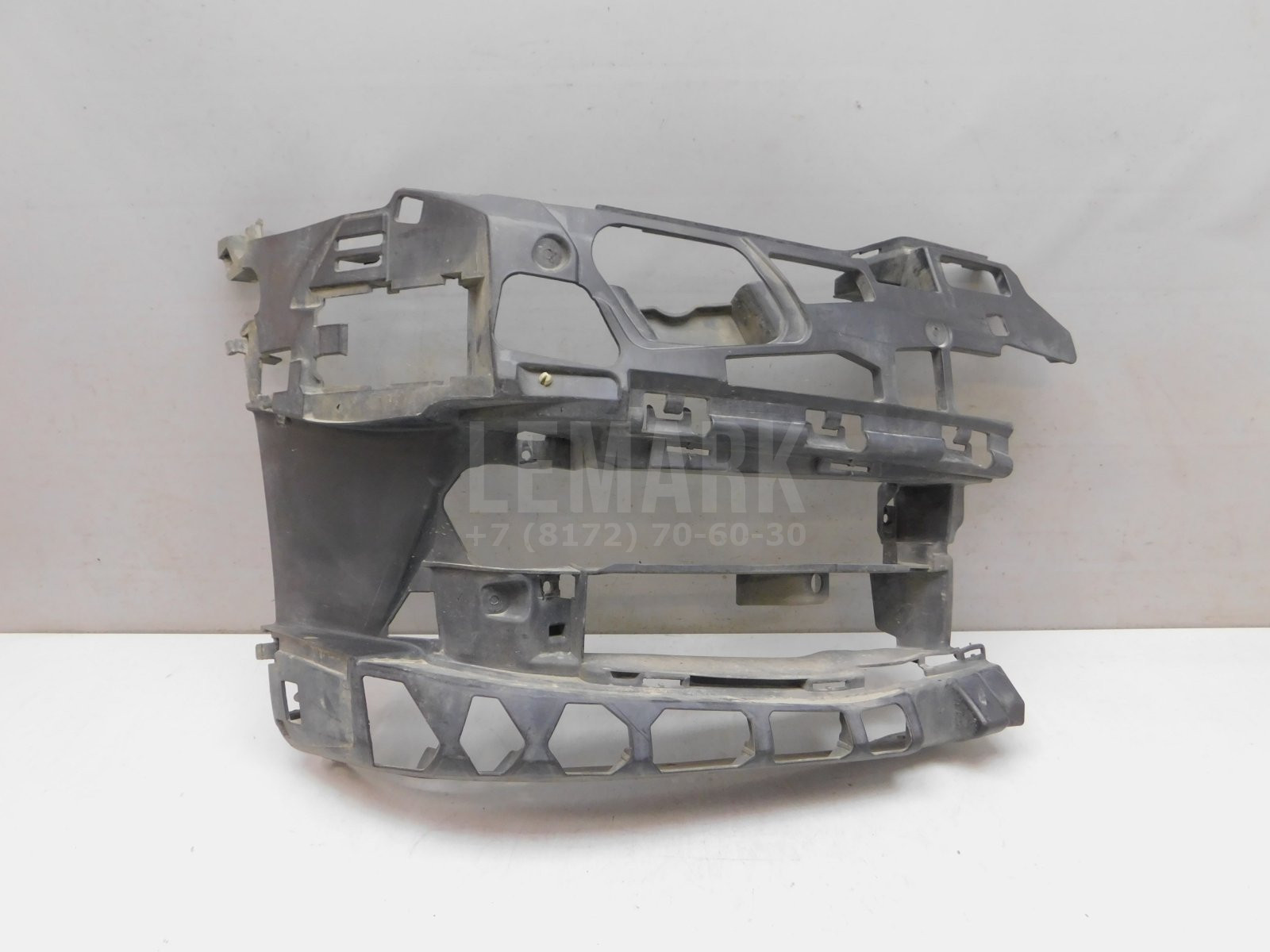 Кронштейн переднего бампера BMW 5-серия G30 2016> 51117385346