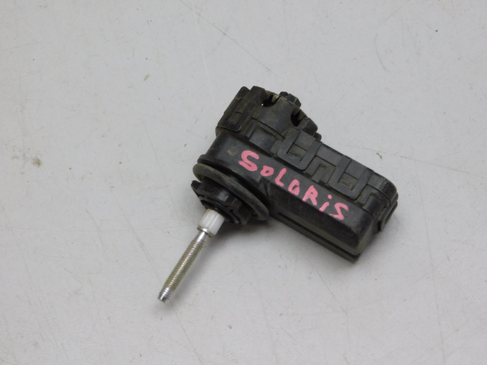 Моторчик корректора фары Hyundai Solaris 2010-2017