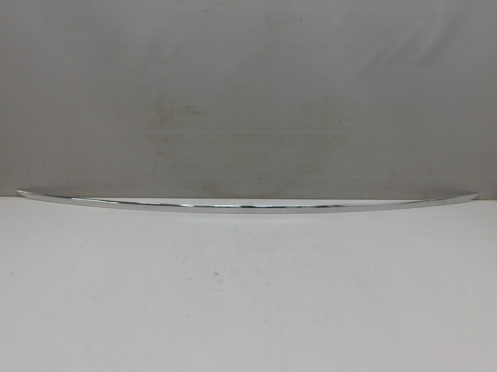 Молдинг крышки багажника Audi Q5 2008-2017