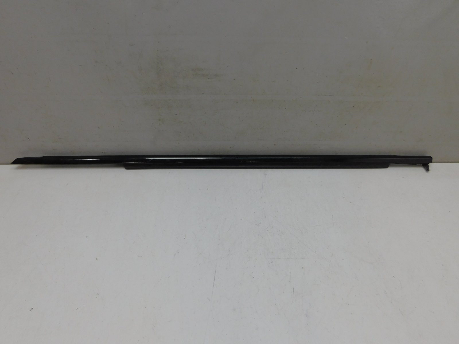 Накладка стекла переднего левого BMW 5-серия G30 2016>