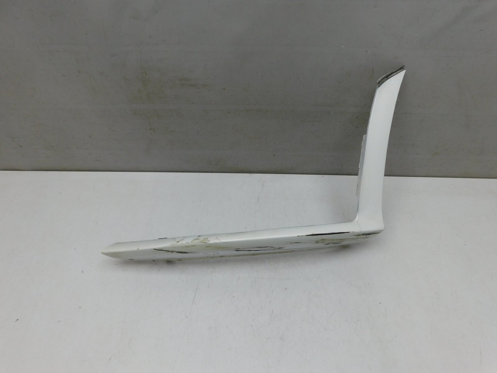 Накладка переднего бампера Mercedes-Benz CLA-klasse II C118 2019>