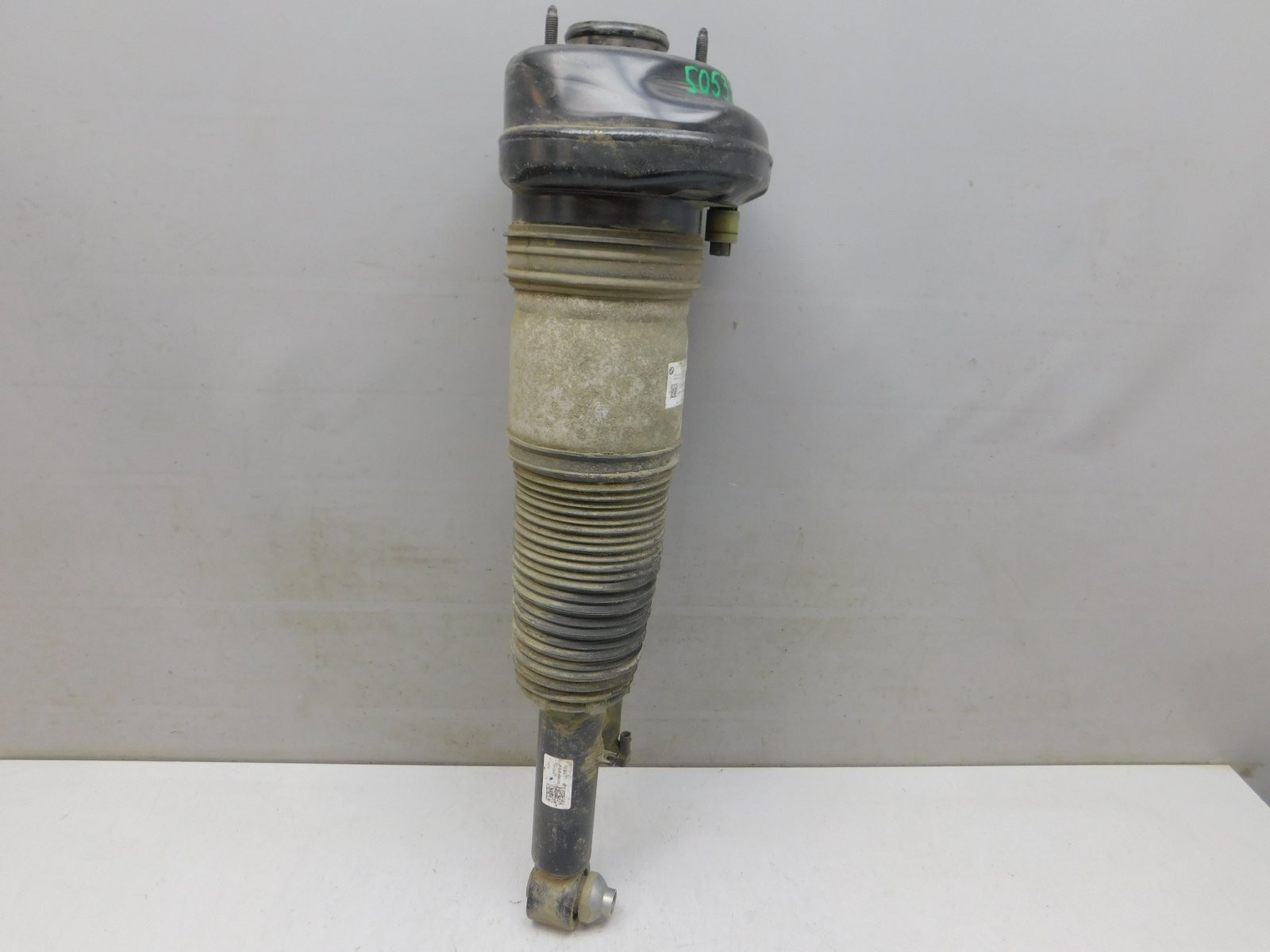 Амортизатор задний BMW 7-серия G11/G12 2014>