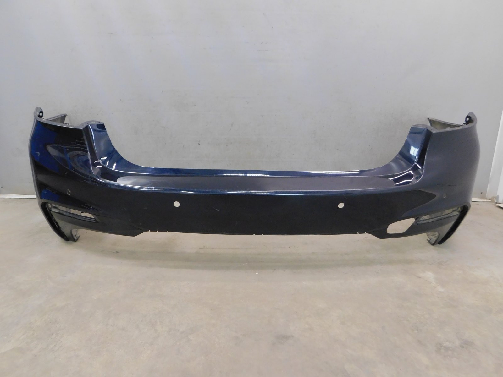 Бампер задний BMW 5-серия G30 2016>