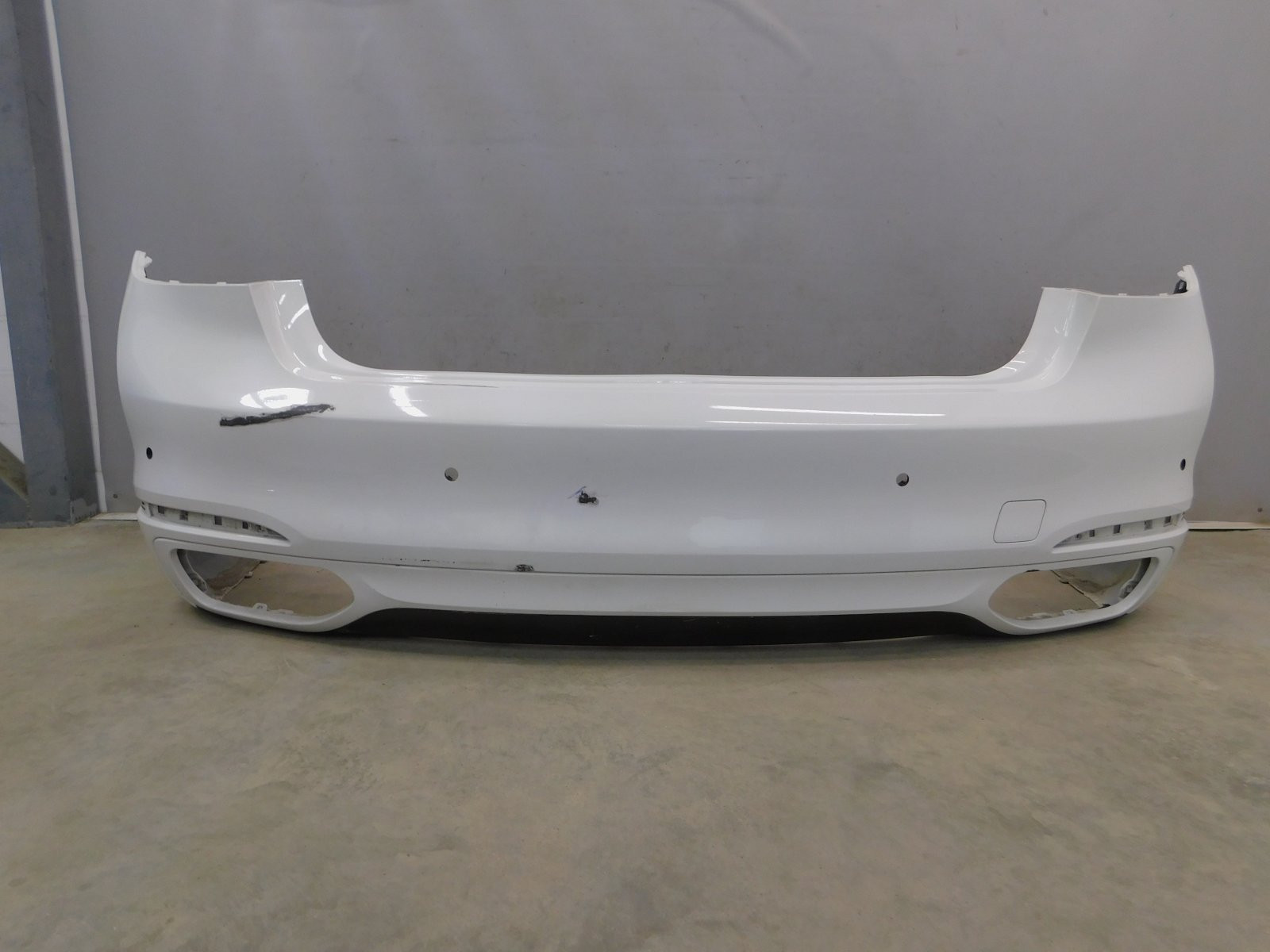 Бампер задний BMW 7-серия G11/G12 2014>