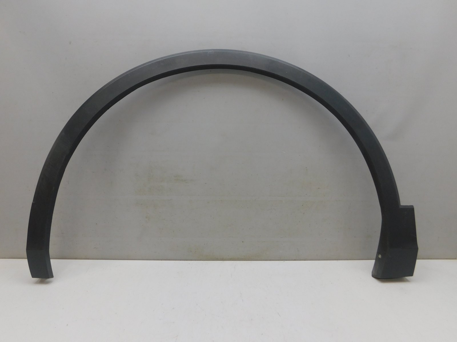 Накладка крыла переднего левого Volkswagen Tiguan 2017>