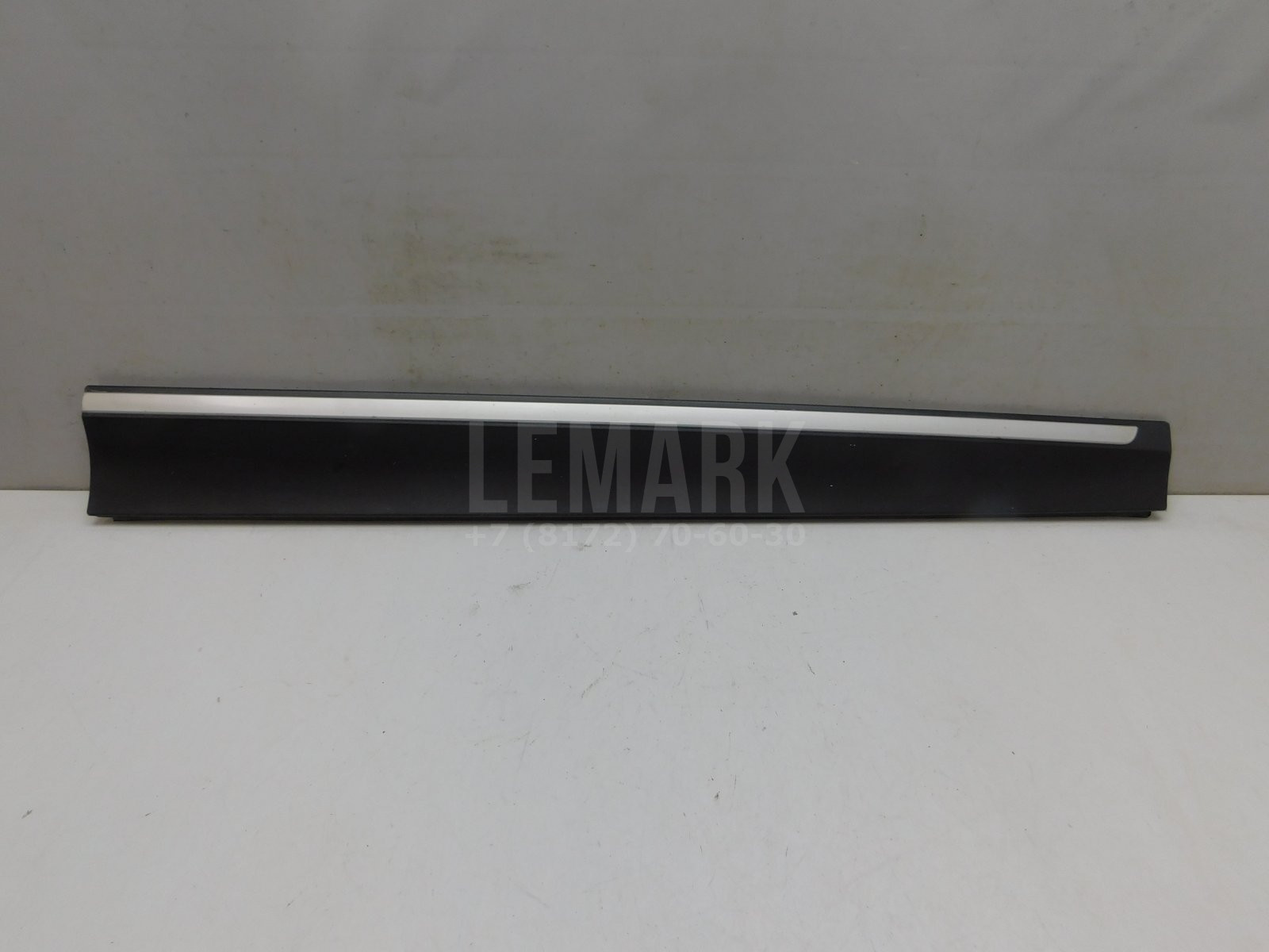 Накладка двери передней правой BMW X3 F25 2010> 51137205780
