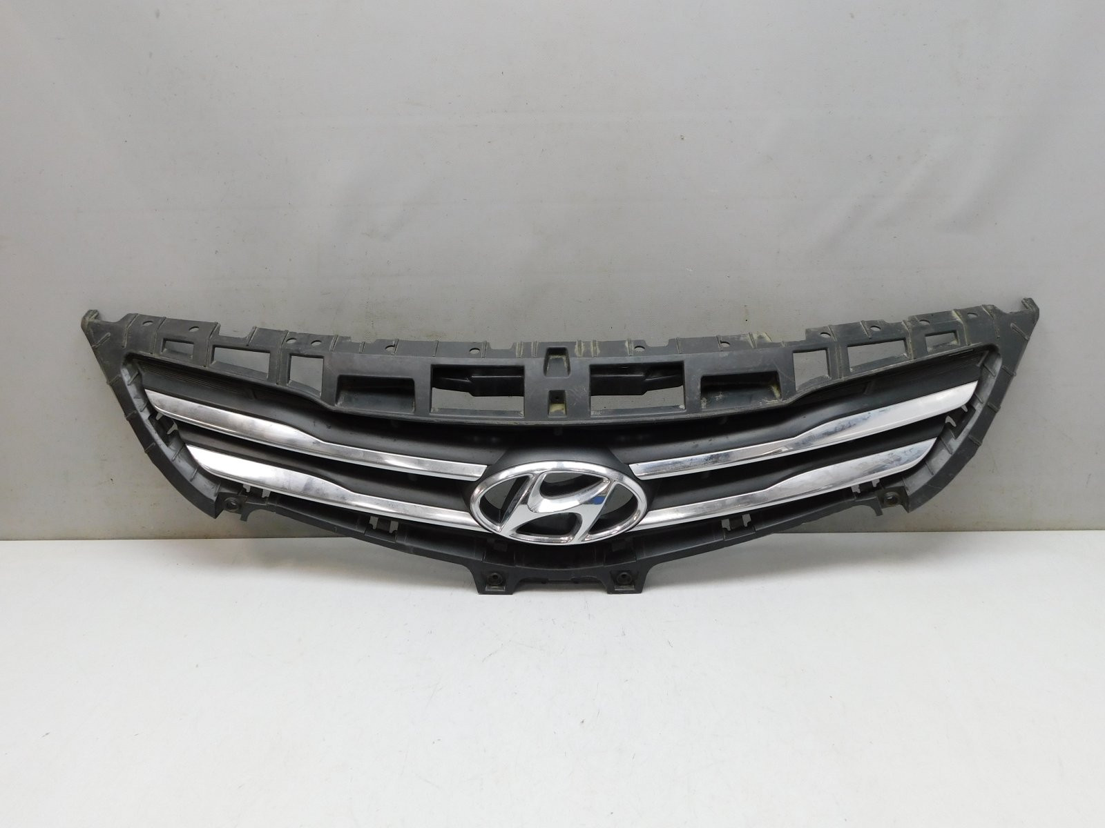 Решетка радиатора Hyundai Solaris 2010-2017