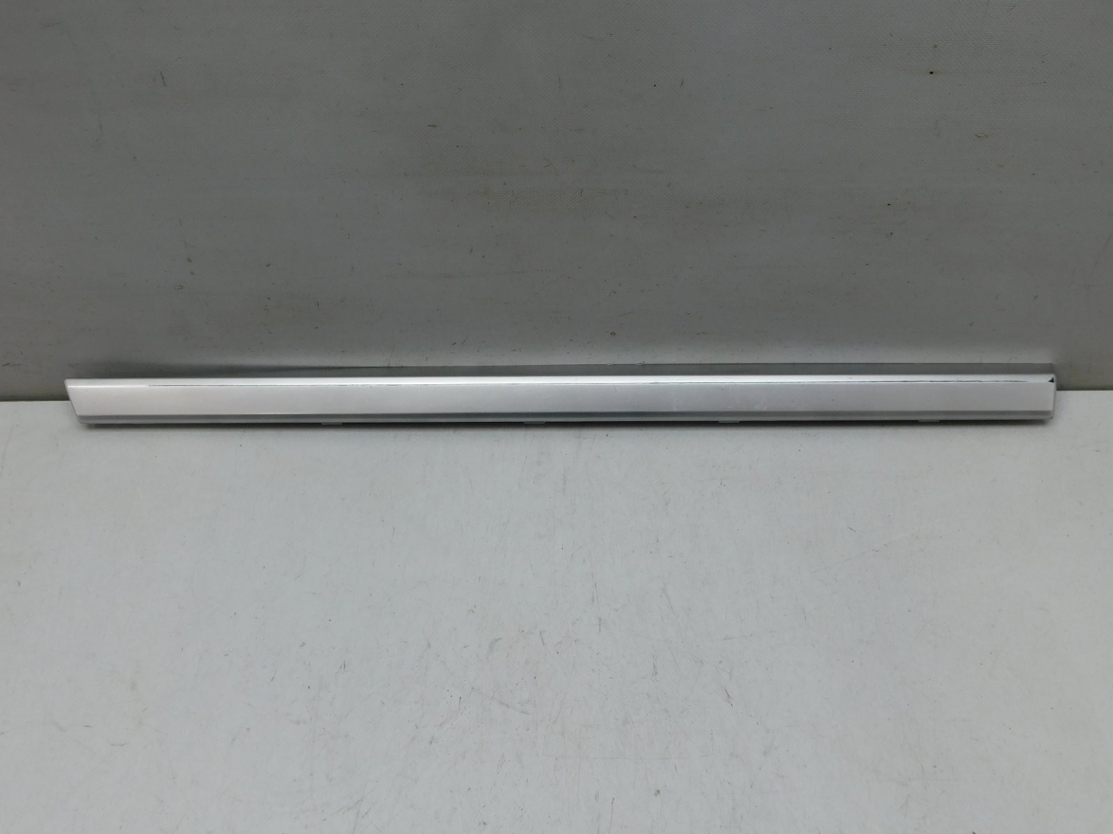 Молдинг двери задней правой Land Rover Range Rover IV 2013>