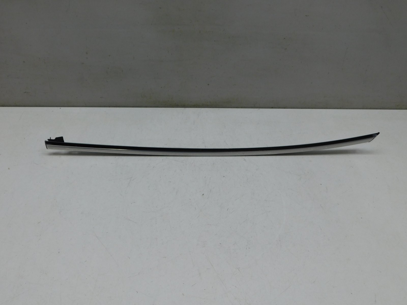 Молдинг двери задней правой Lexus NX 200 2014>