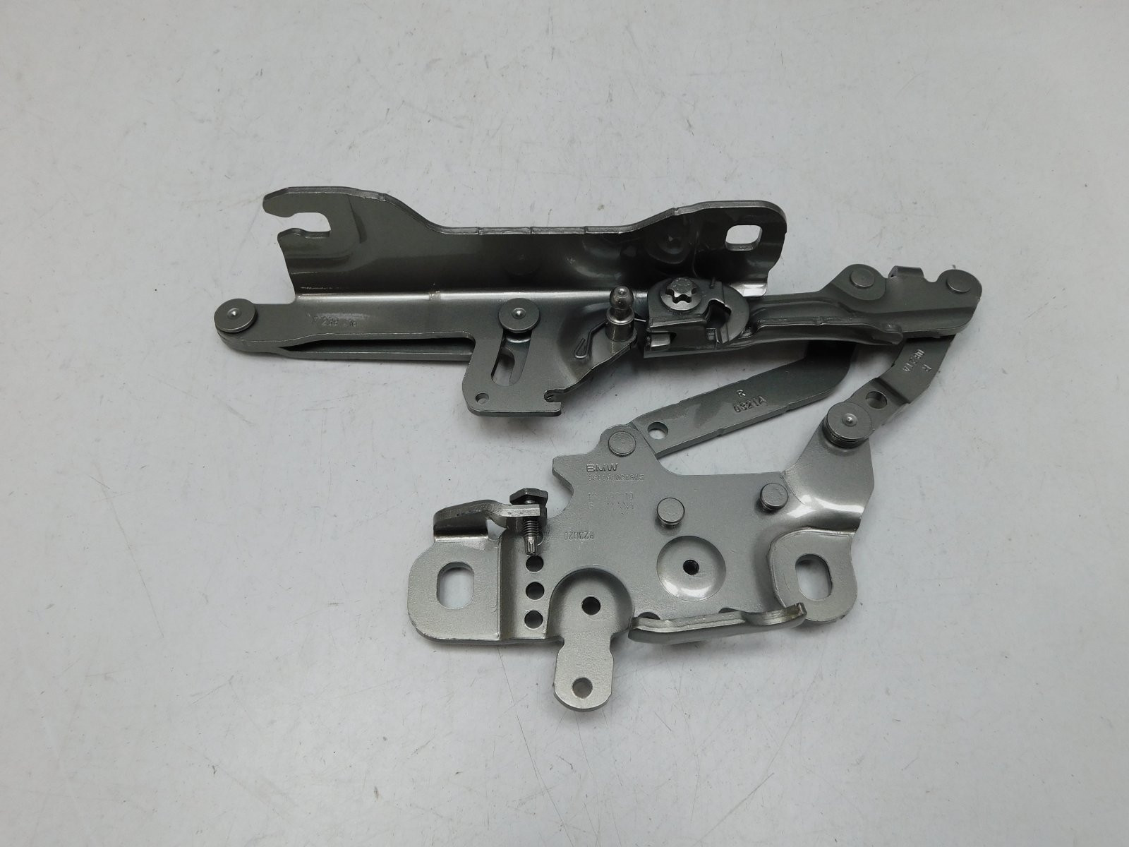 Петля капота правая BMW 3-серия F30 2011>