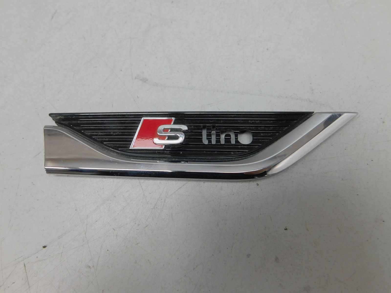 Накладка крыла переднего правого Audi A5/S5 2017>