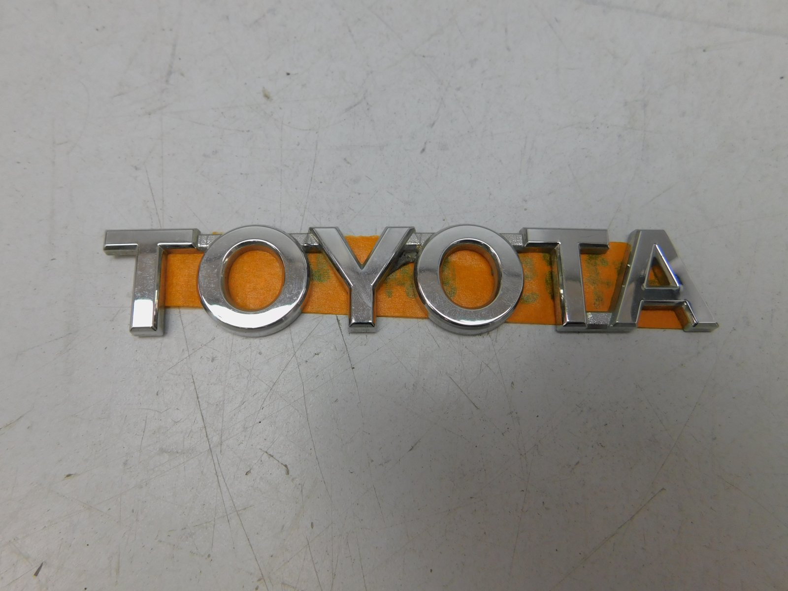 Эмблема Toyota RAV 4 2013-2019