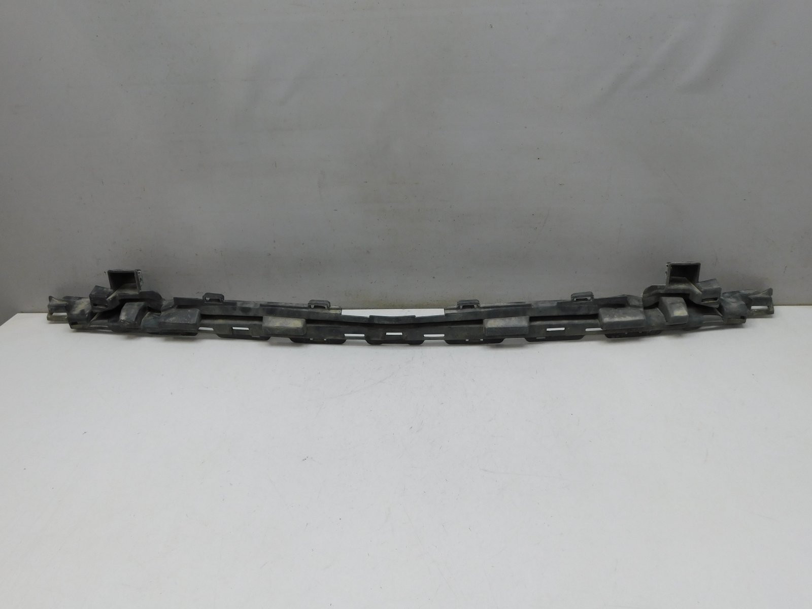 Кронштейн переднего бампера Mercedes-Benz C-Klasse W205 2013>