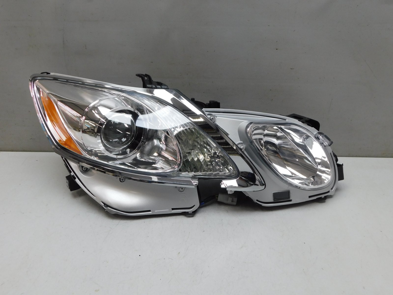 Фара правая Lexus GS 300/400/430 2004-2011