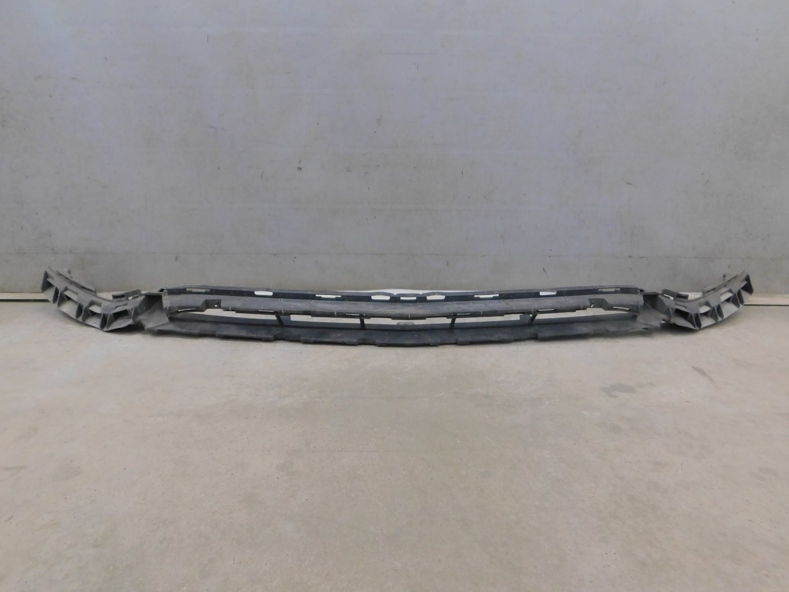 Кронштейн переднего бампера Mercedes-Benz E-Klasse W213 2016>