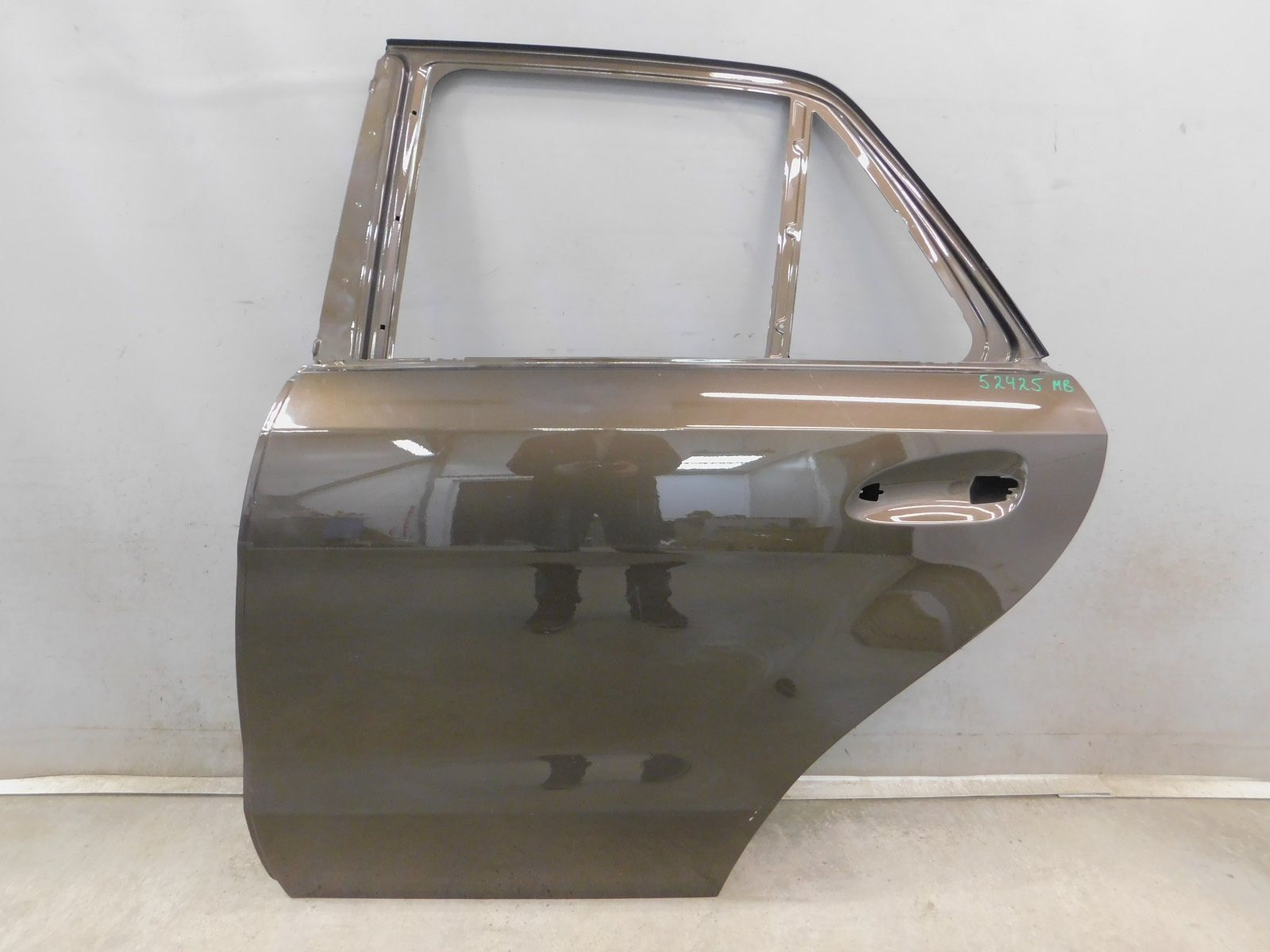 Дверь задняя левая Mercedes-Benz M-Klasse (ML/GLE) W166 2011>