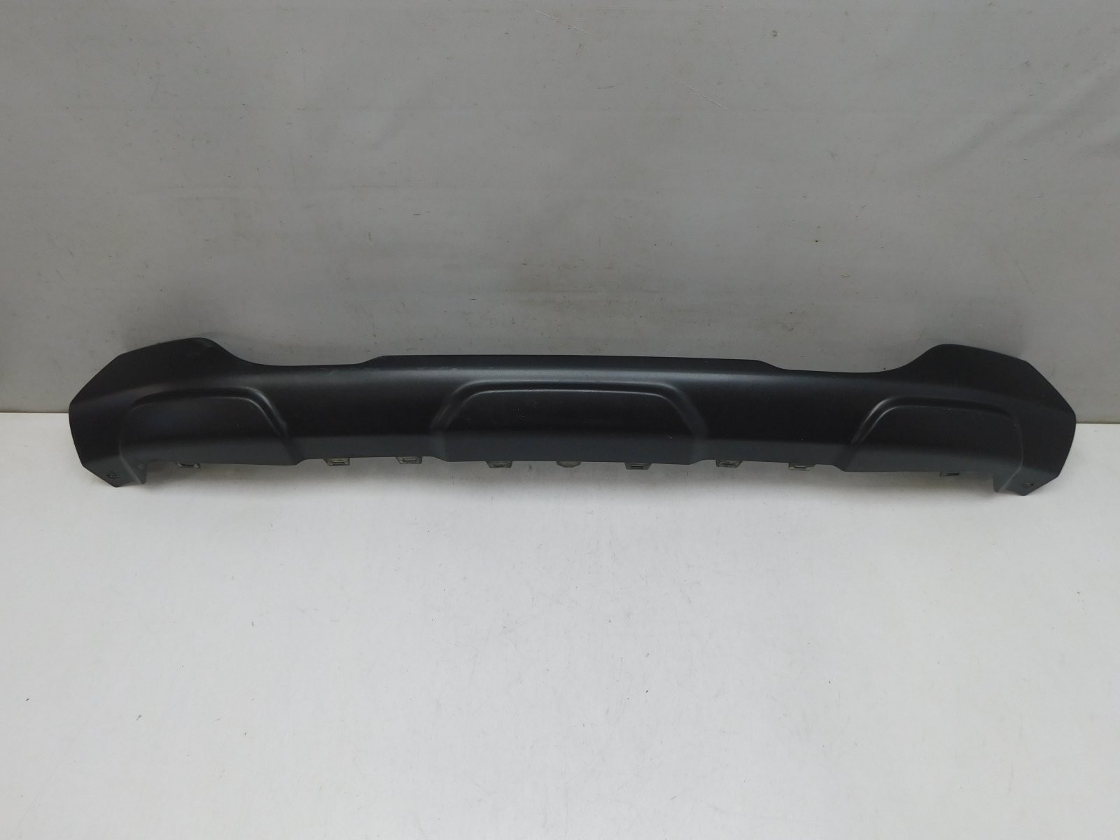 Накладка переднего бампера Renault Sandero 2014>