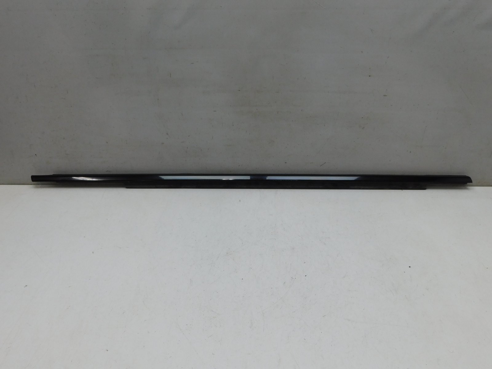 Накладка стекла заднего правого BMW 5-серия G30 2016>