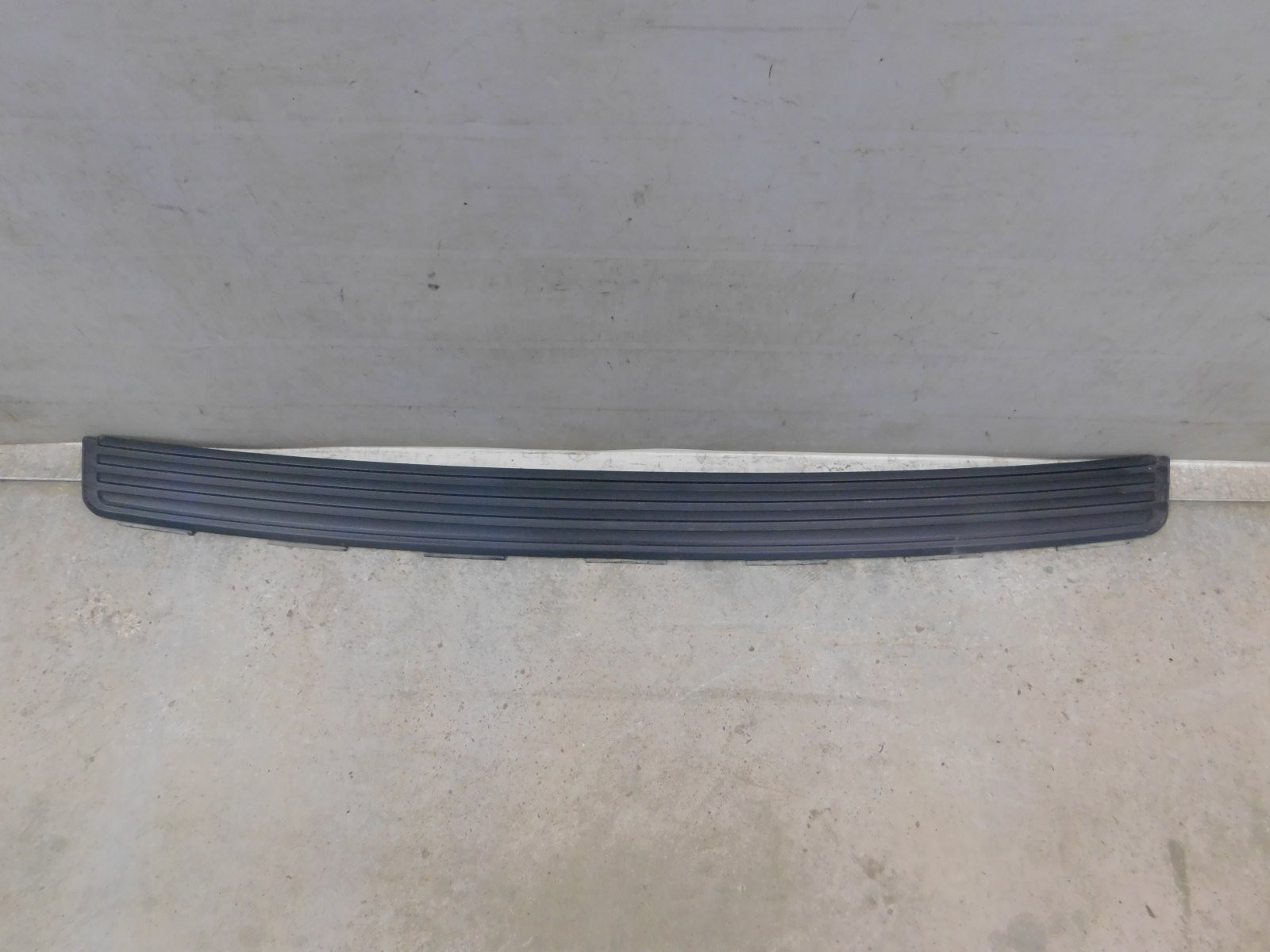 Накладка заднего бампера Land Rover Discovery IV 2009>