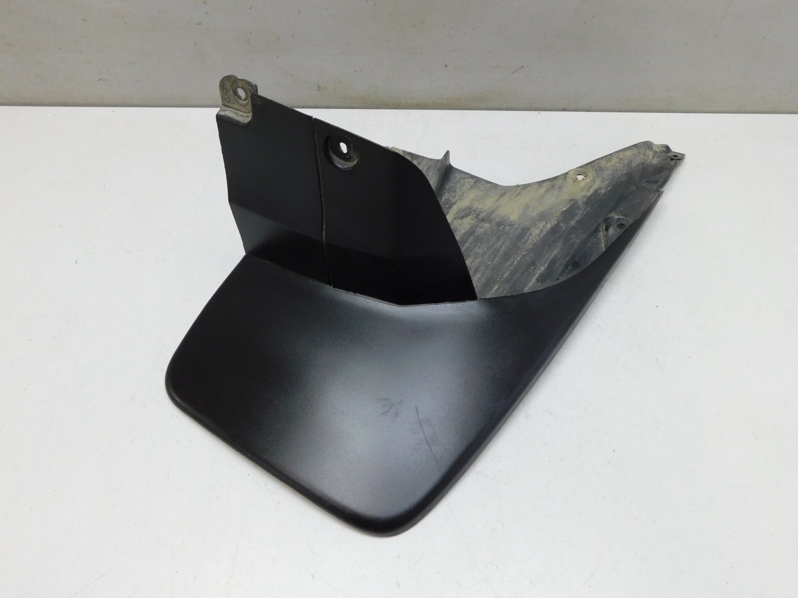 Брызговик задний правый Toyota Land Cruiser (150)/Prado 2009>