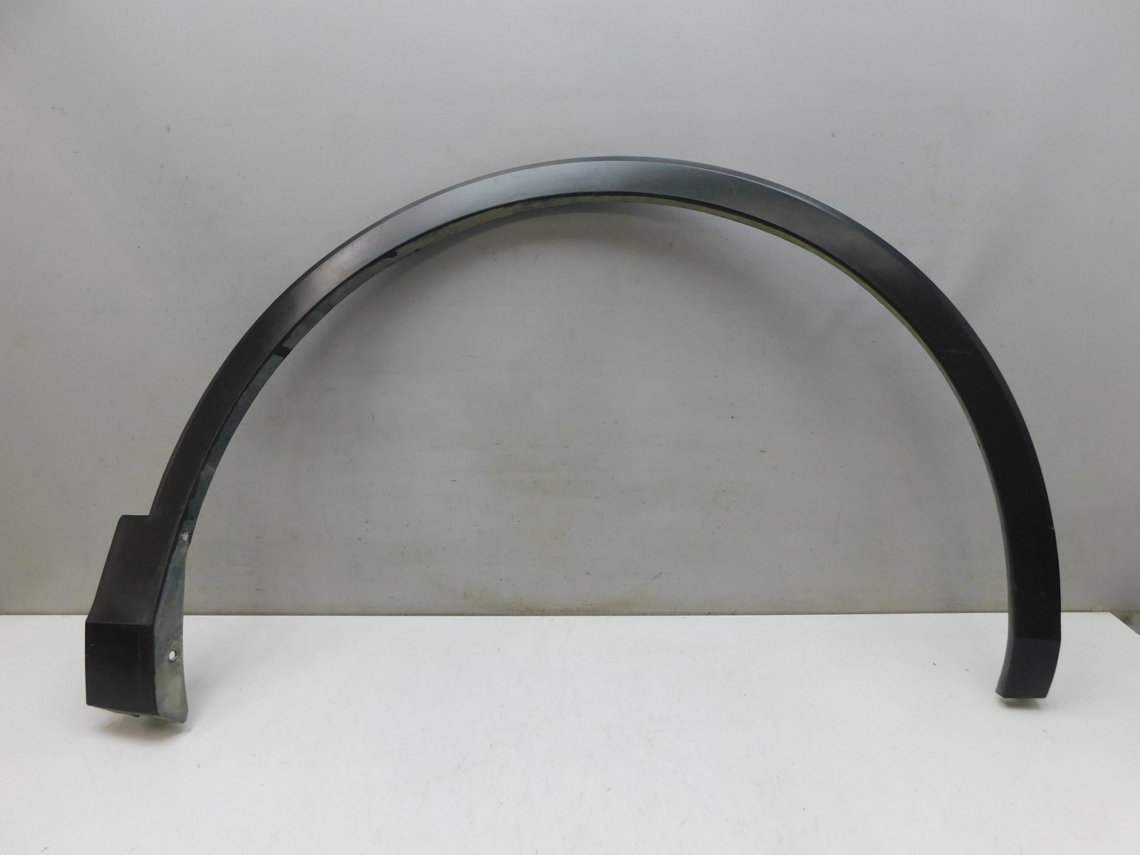 Накладка крыла переднего правого Volkswagen Tiguan 2017>