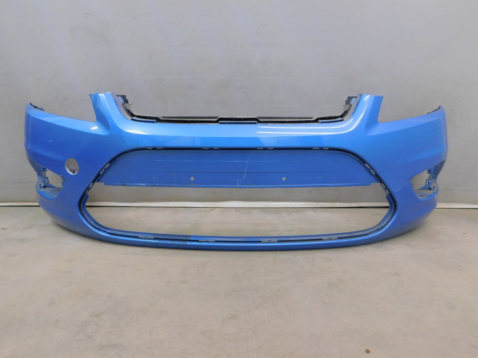 Бампер передний Ford Focus II 2008-2011