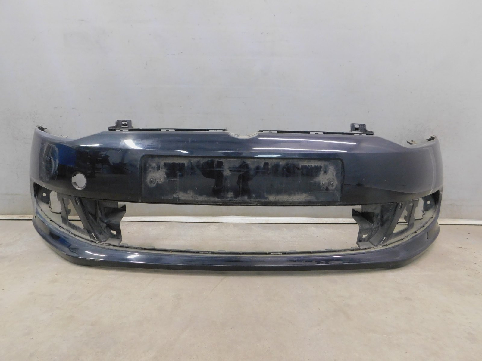 Бампер передний Volkswagen Polo Sedan 2011-2020
