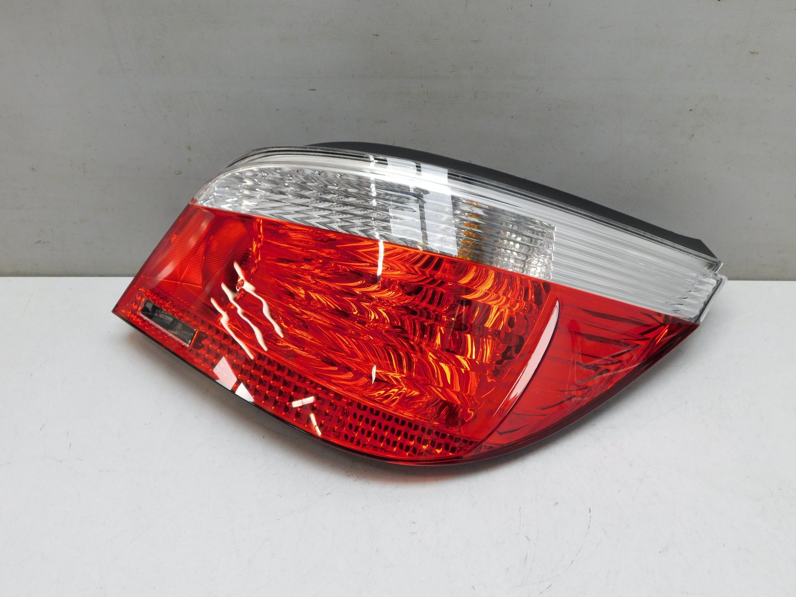 Фонарь задний правый BMW 5-серия E60/E61 2003>