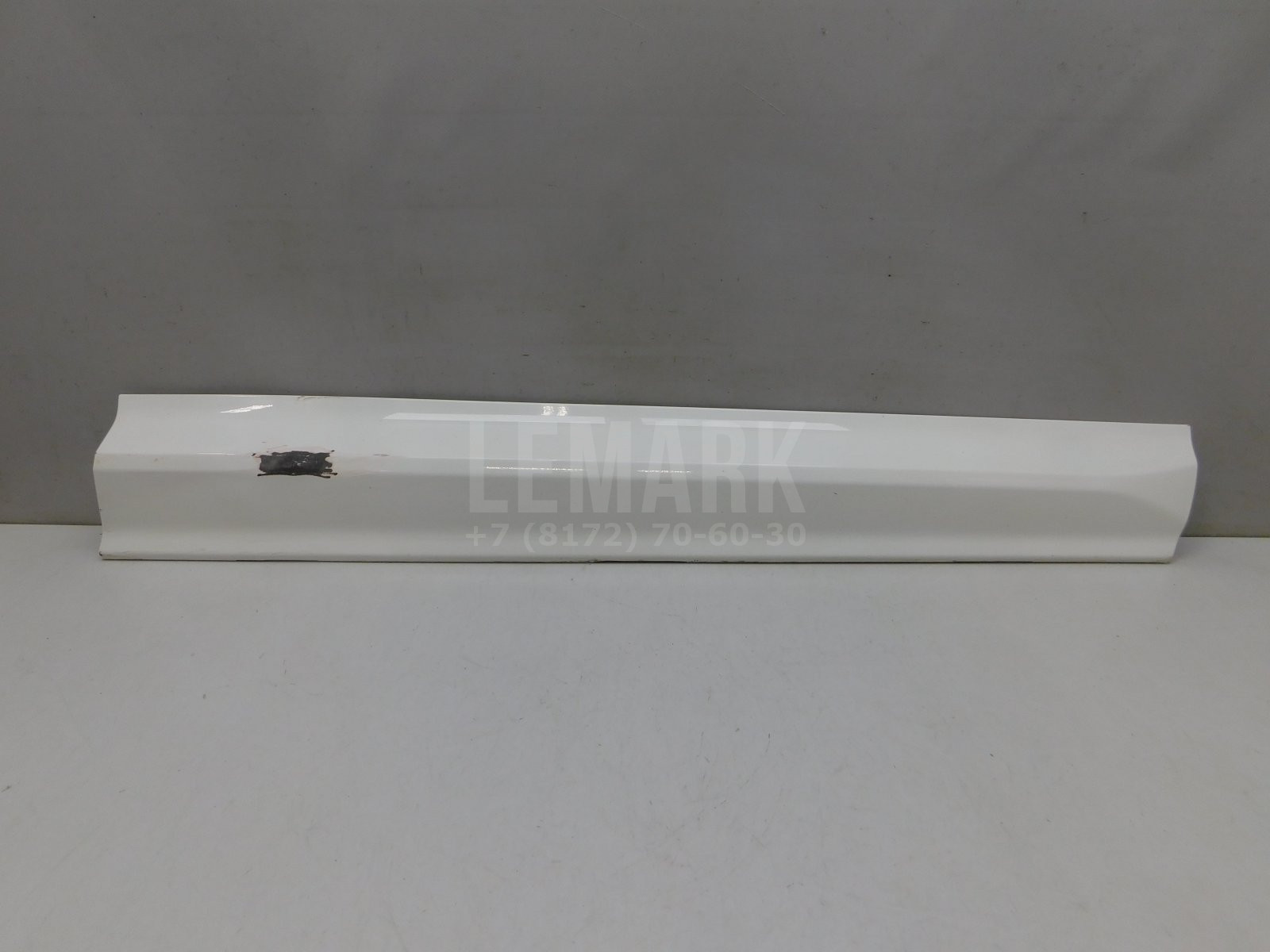Накладка двери передней правой Volvo XC60 2017> 32208739