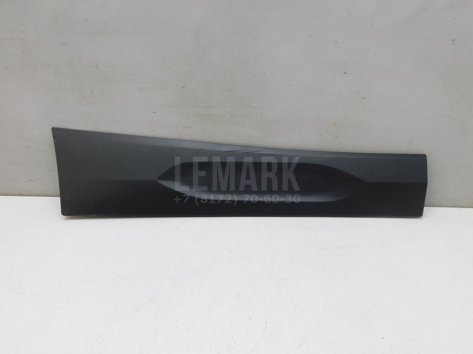 Накладка двери задней правой BMW X2 F39 2018> 51137420516