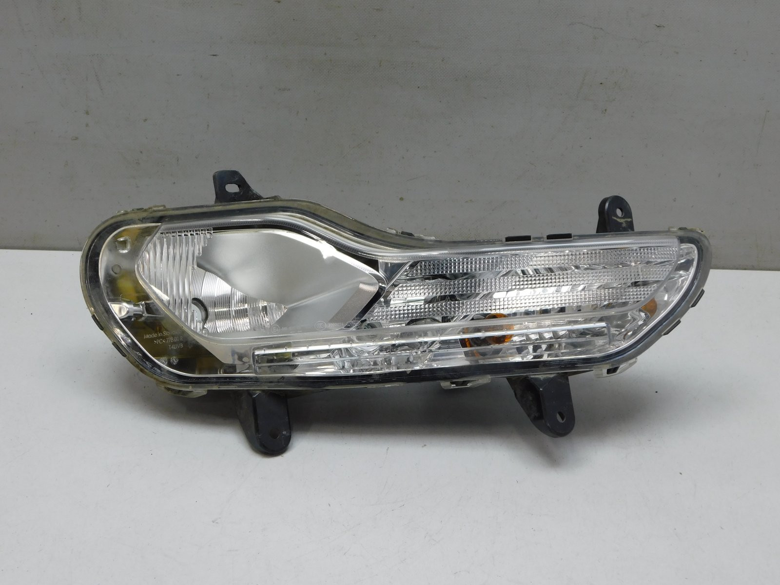 Фара противотуманная правая Ford Kuga 2012>