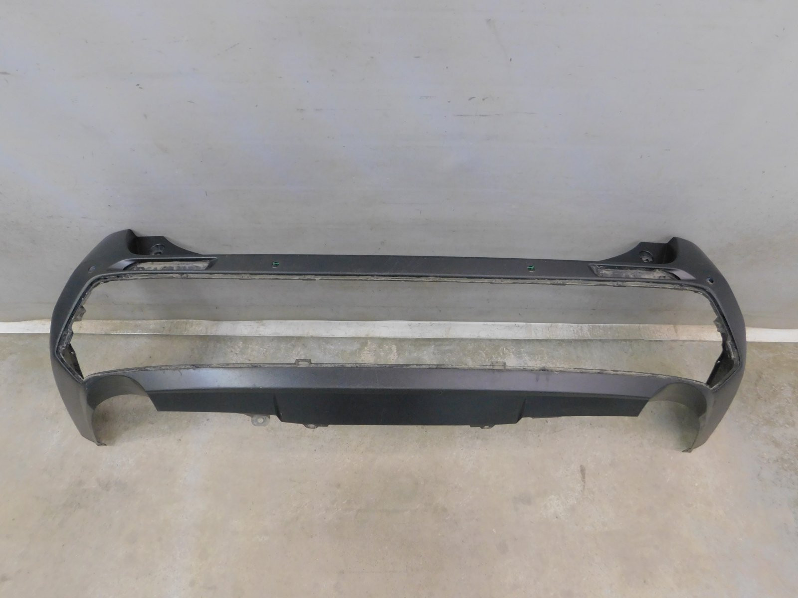 Бампер задний Toyota RAV 4 2019>