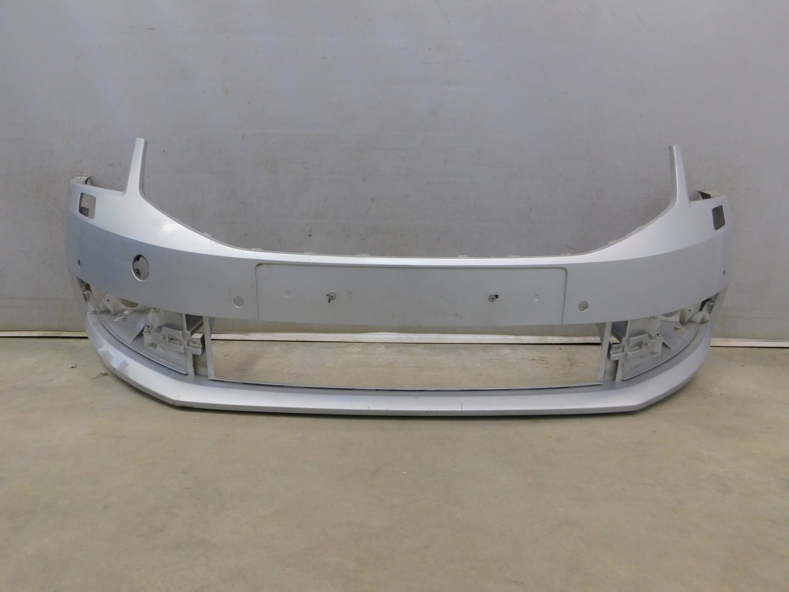 Бампер передний Skoda Octavia III (A7) 2013-2020