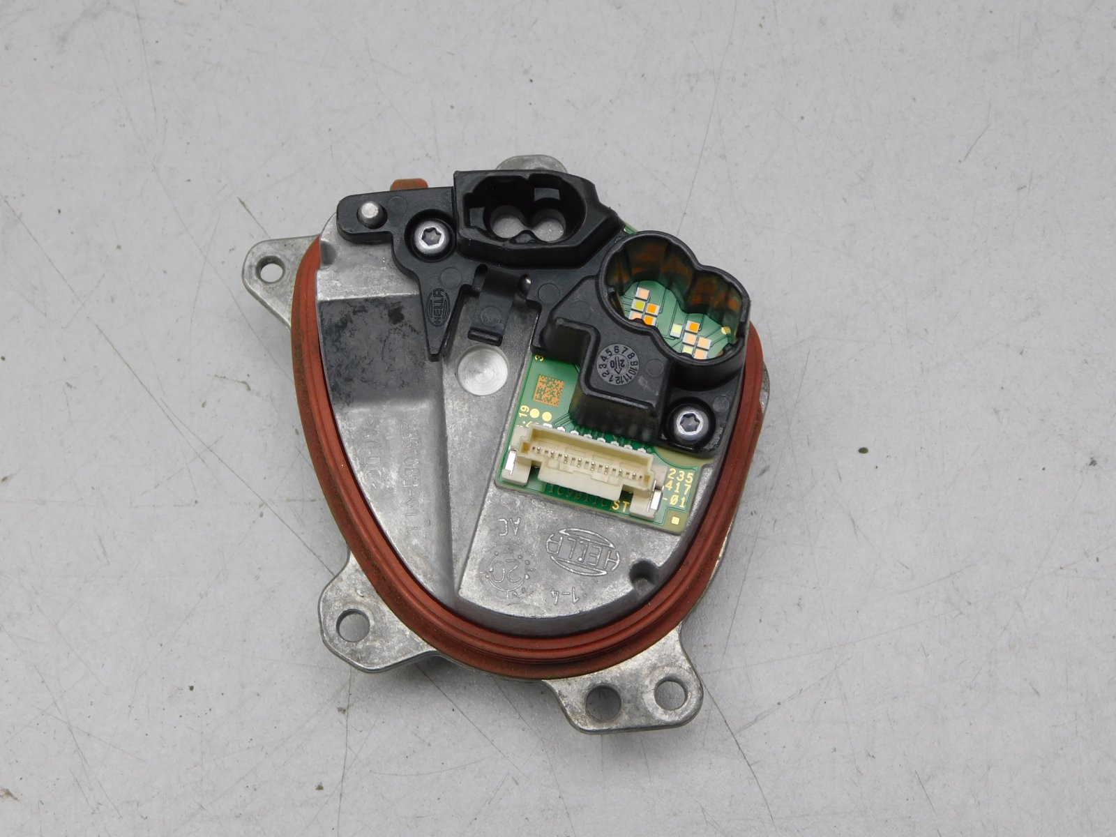 Светодиодный модуль фары BMW 5-серия G30 2016>