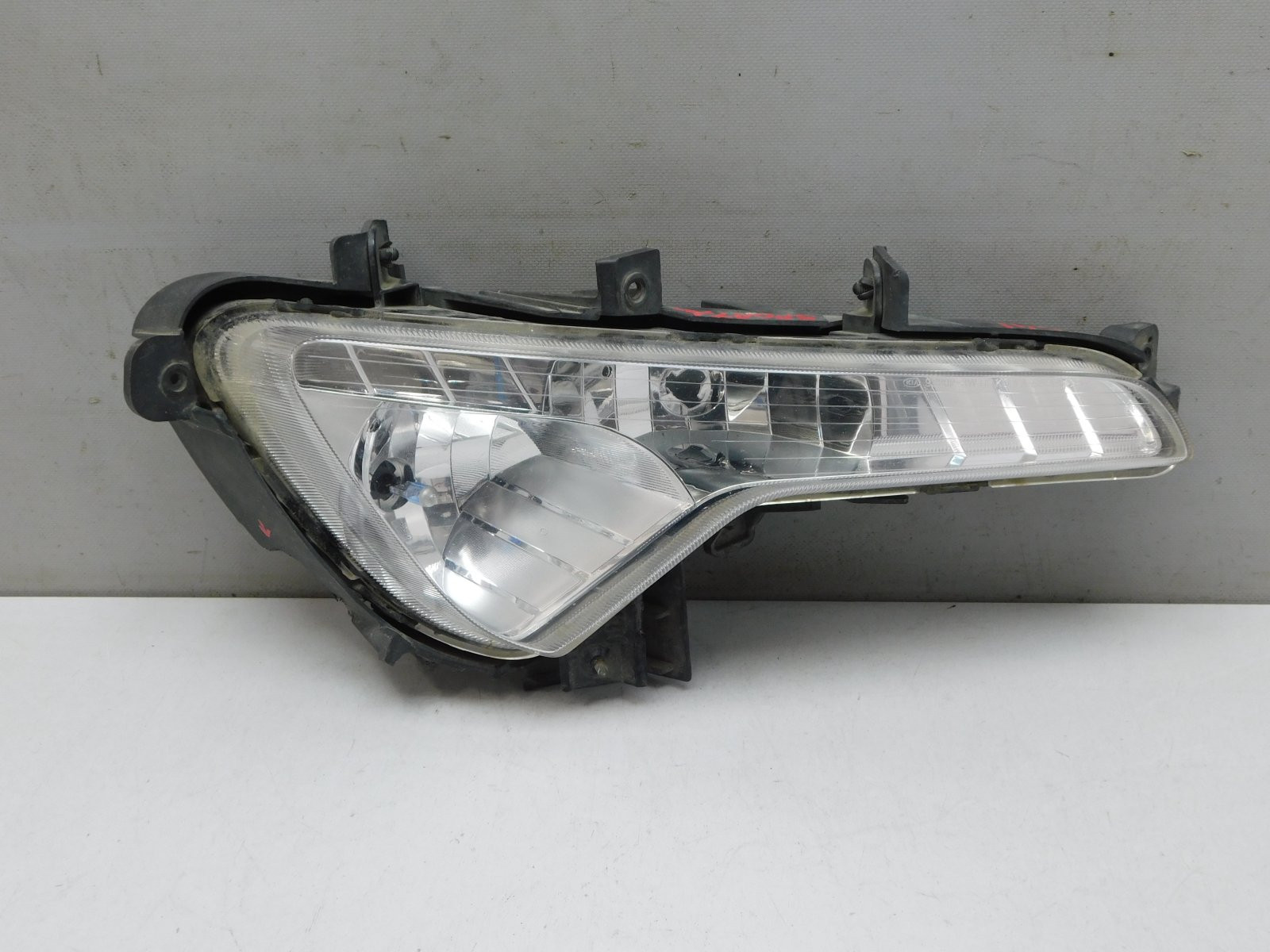 Фара противотуманная правая Kia Sportage 2010-2015