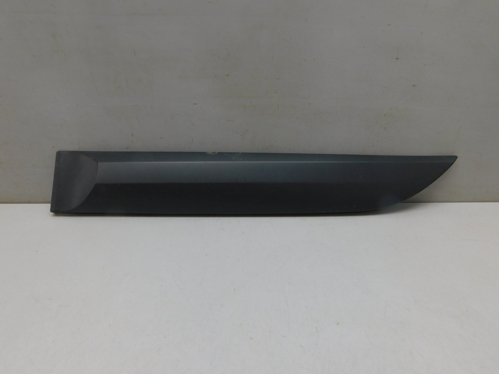 Накладка двери задней левой Renault Megane III 2009-2016