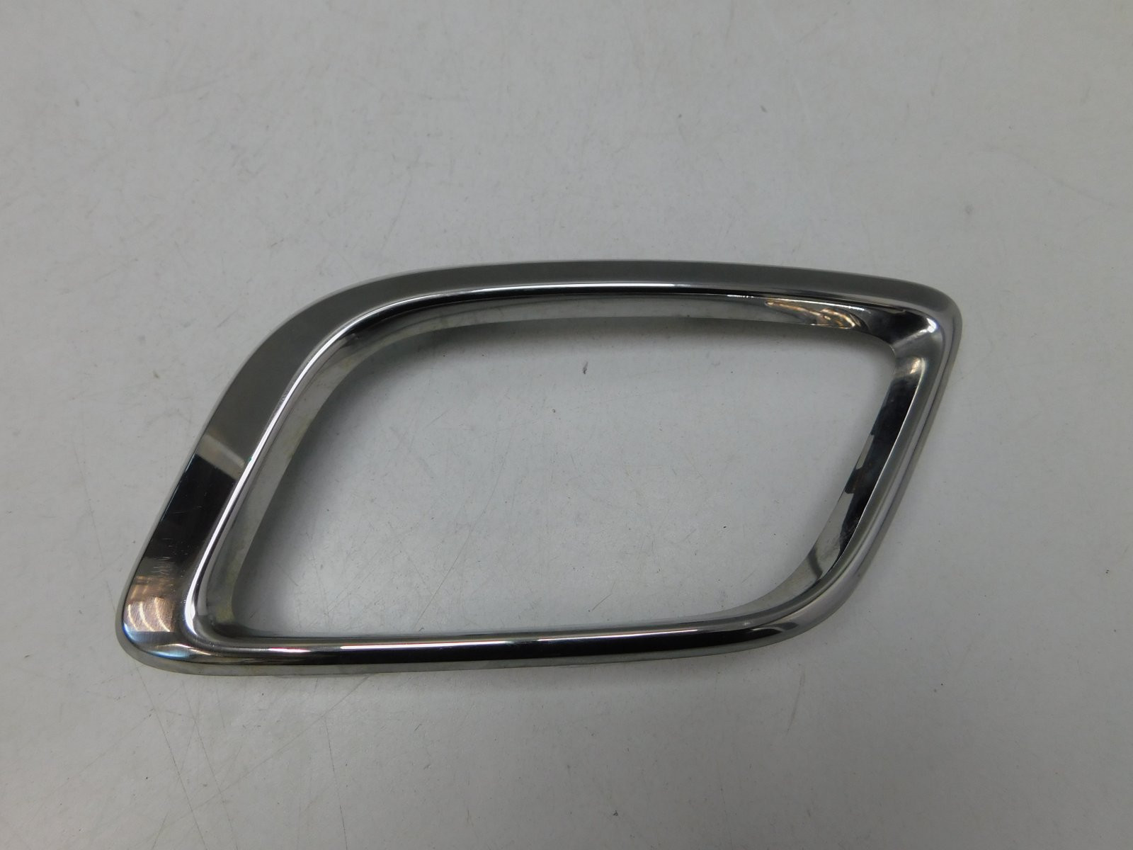 Рамка для противотуманных фар Renault Logan II 2014>