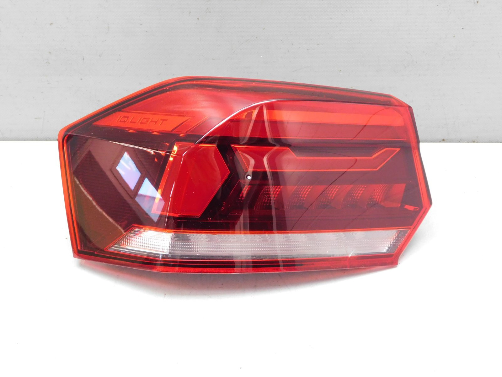 Фонарь задний наружный левый Volkswagen Polo (RUS) 2020>