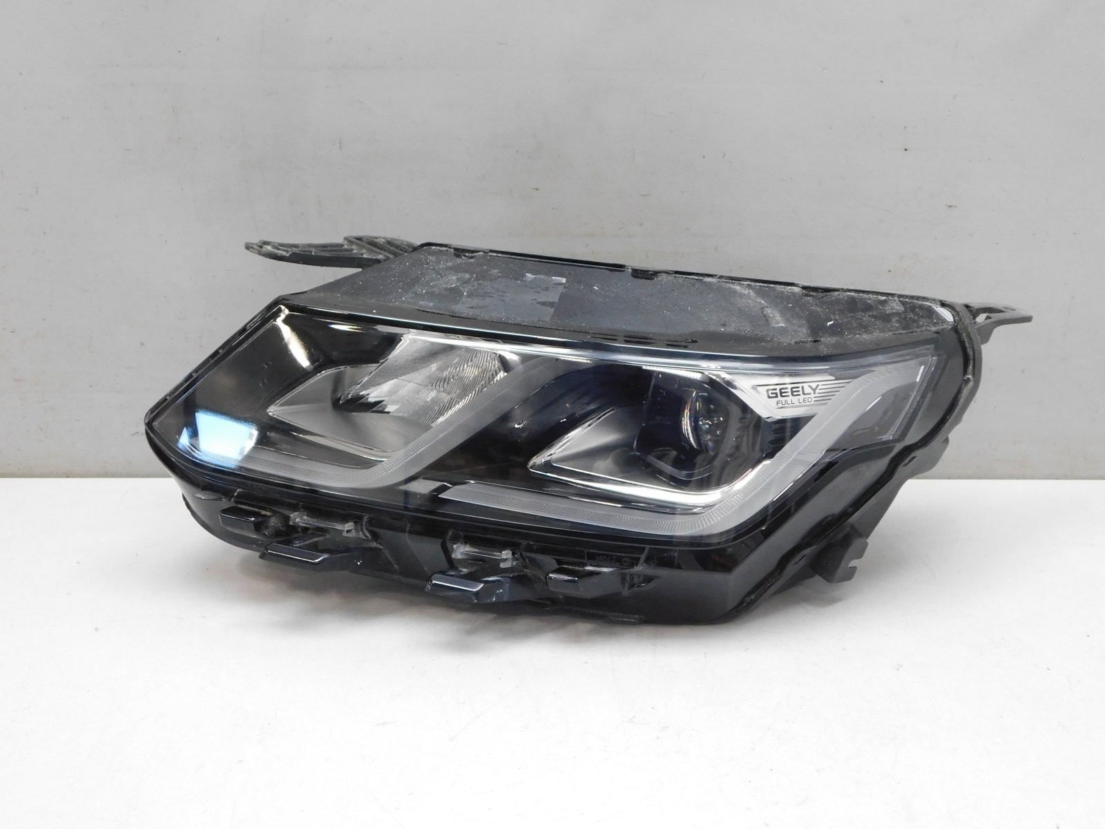Фара левая Geely Coolray I 2020>