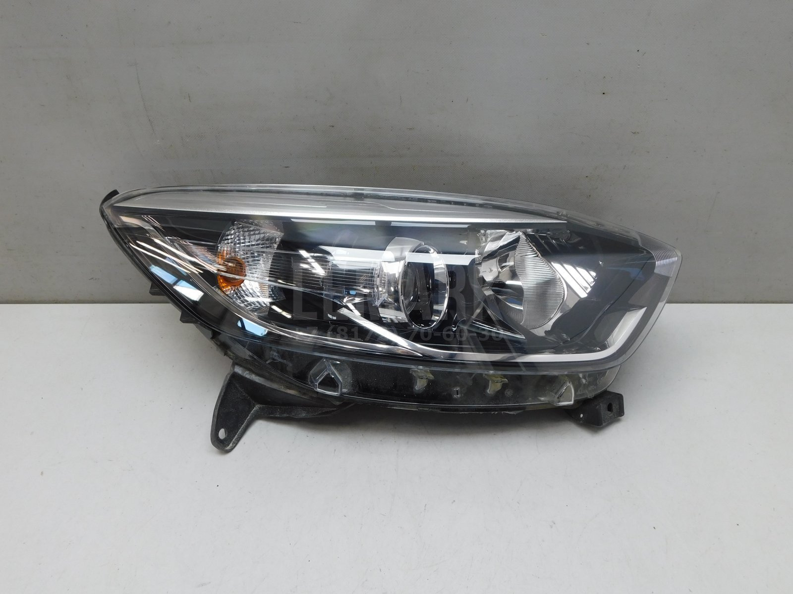 Фара правая Renault Kaptur 2016> 260108765R