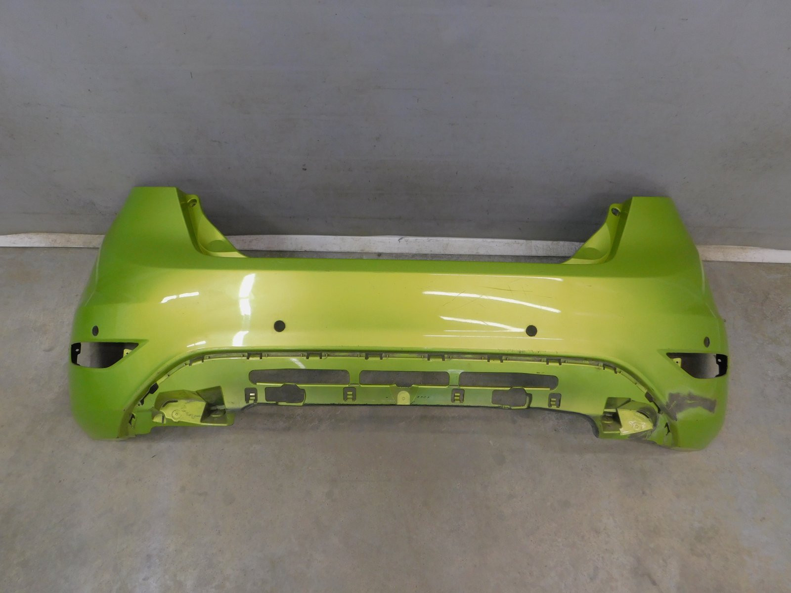 Бампер задний Ford Fiesta VI 2008-2017