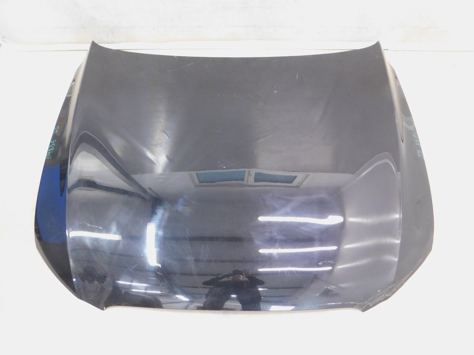 Капот Audi Q5 2008-2017