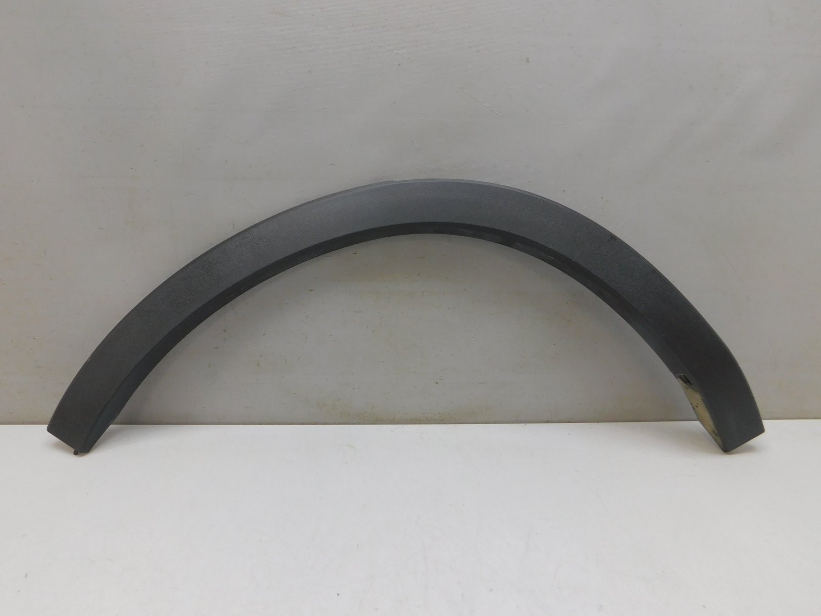 Накладка крыла заднего  правого Volvo XC40 2017>