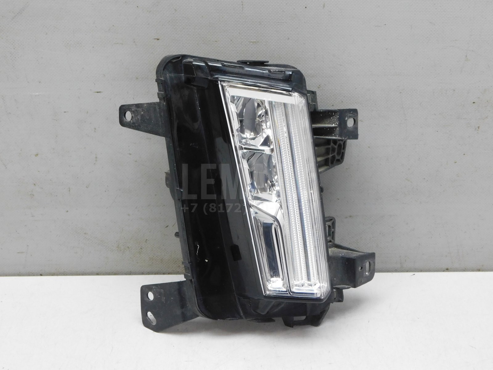 Ходовой огонь правый (ДХО) Cadillac XT5 2016> 84105779