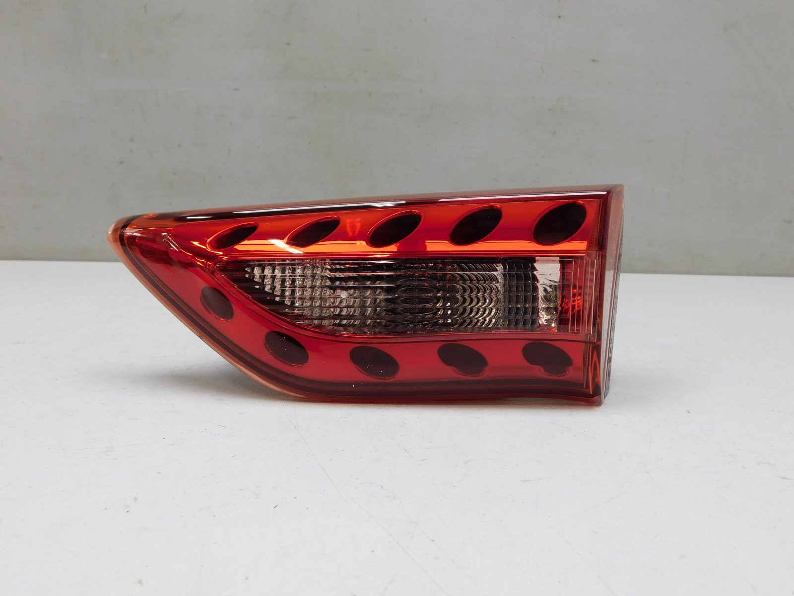 Фонарь задний внутренний правый Infiniti FX (S51) 2008>