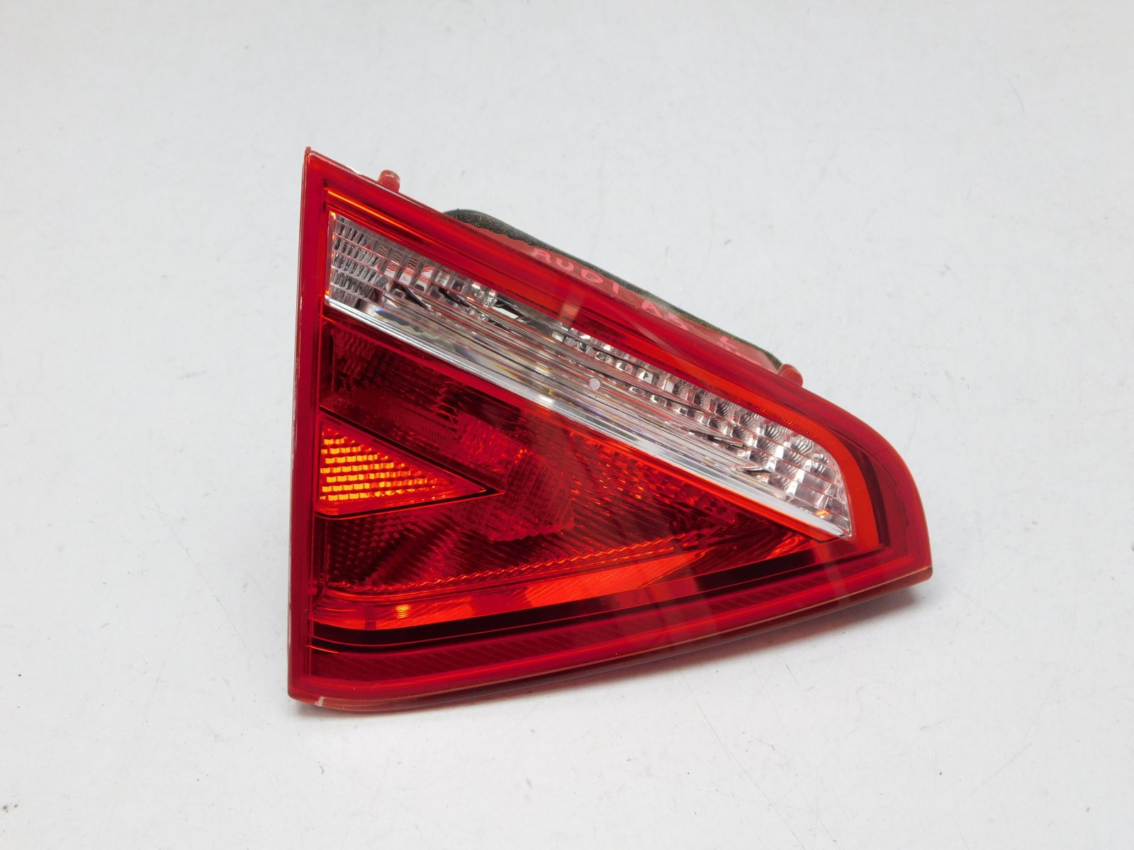 Фонарь задний внутренний левый Audi A5/S5 2007-2016